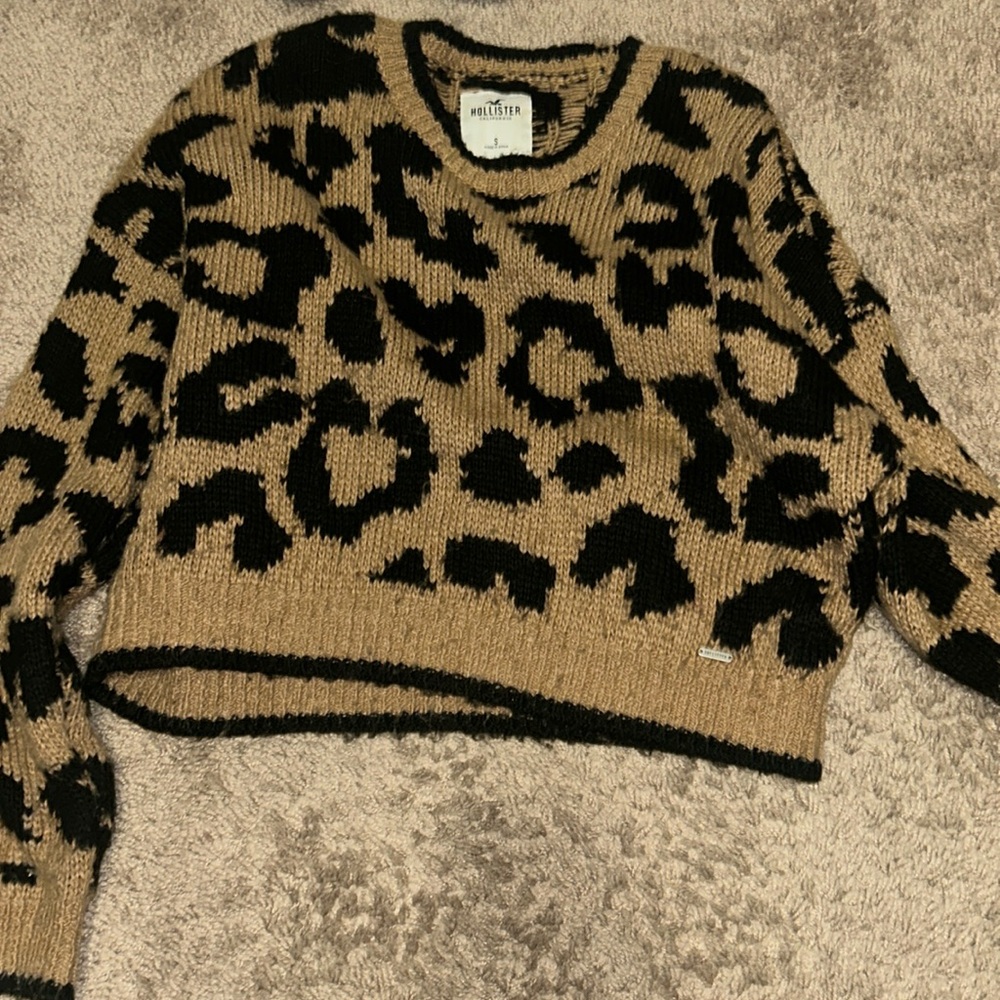 Hollister cheetah print sweater